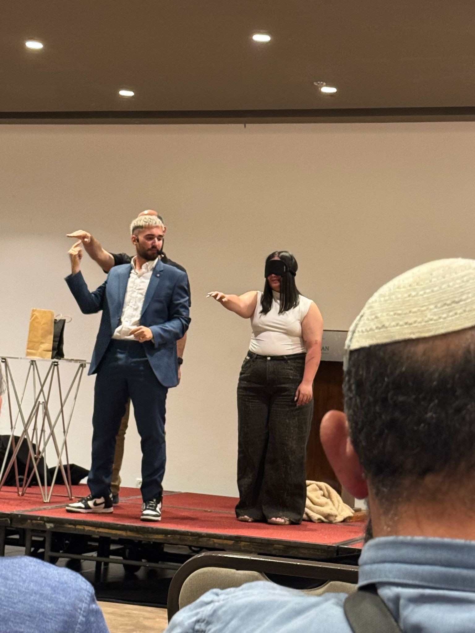 הופעת חושים